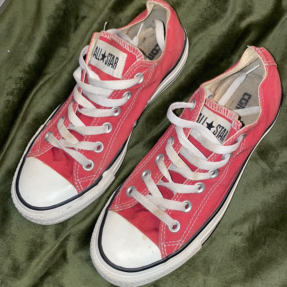 Low Red Converse Sneakers